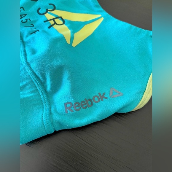 Reebok Sports Bra - Picture 3 of 4